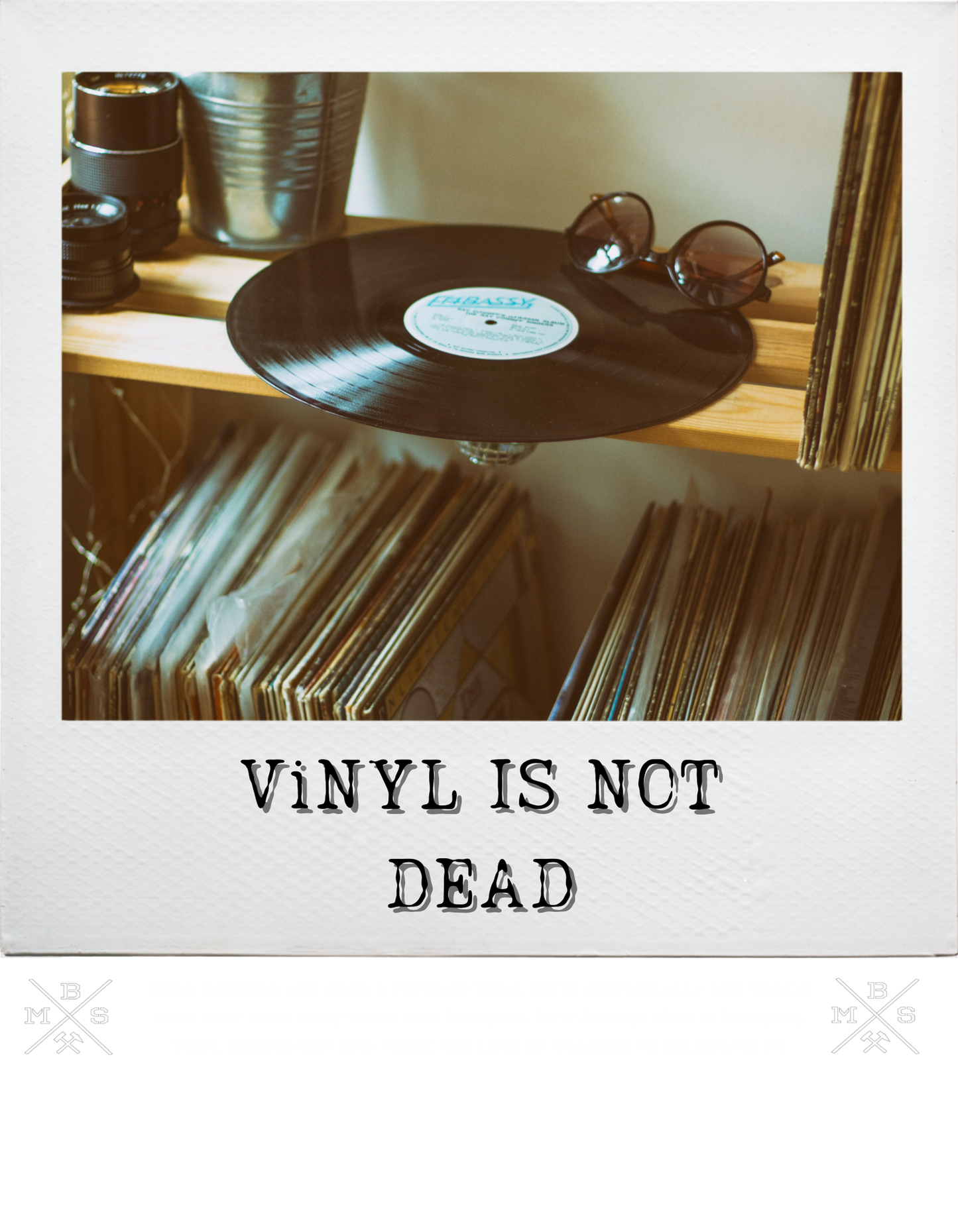 Vinyl is not dead  - Damen Premiumshirt